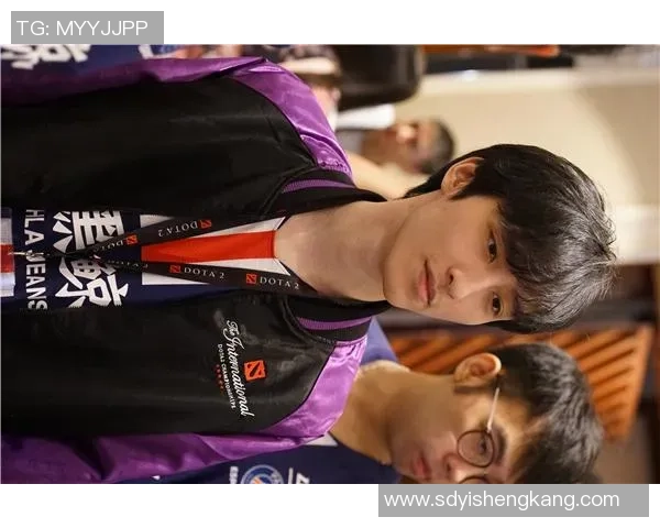 LNG战队进攻策略解析：DOTA2中的战术深度与团队协作探讨