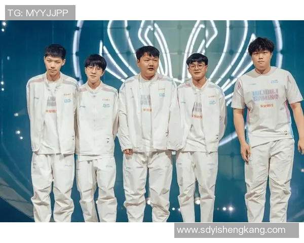 和平精英评论：BLG战队防守策略分析与成败得失探讨