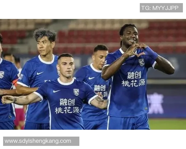 武汉足球队强势领跑大师赛积分榜目前积分高达83分